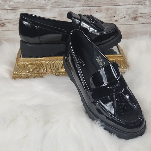 Jones New York Black Patent Leather Tassel Loafers - Picture 1 of 6